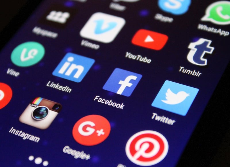 Social Media Feuds